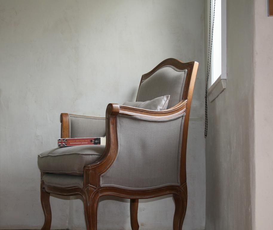 Lexington Park Cottages Cambridge Room photo